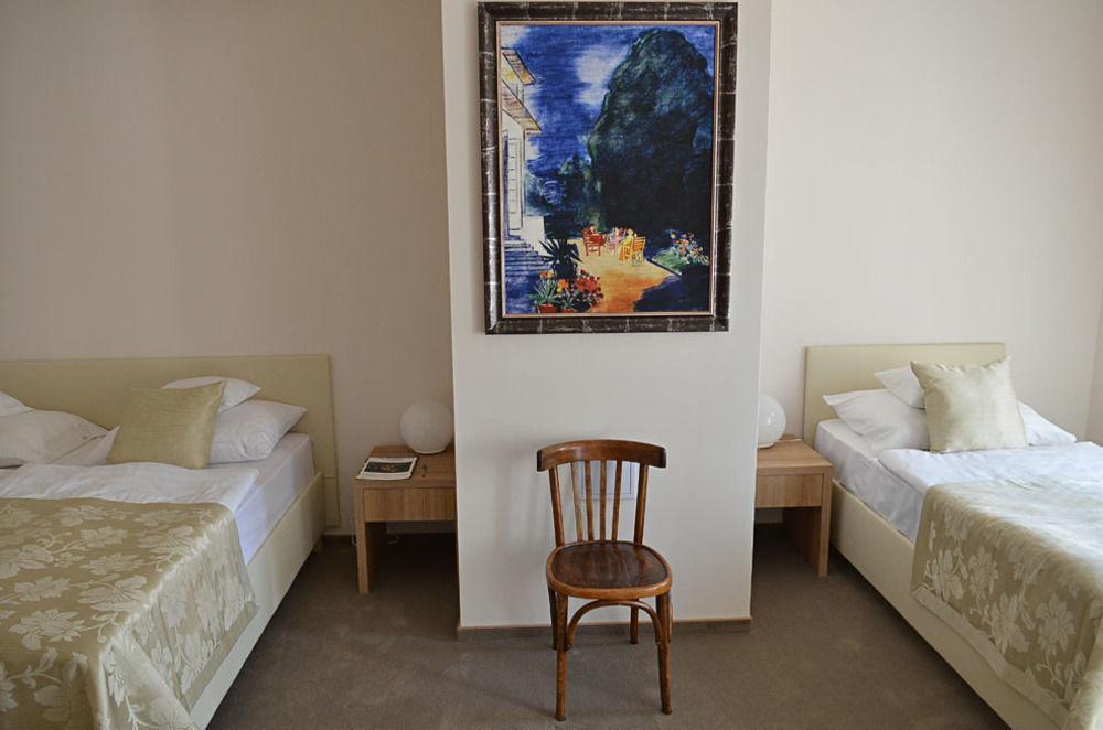 Hotel Arkadia Pécs Eksteriør bilde