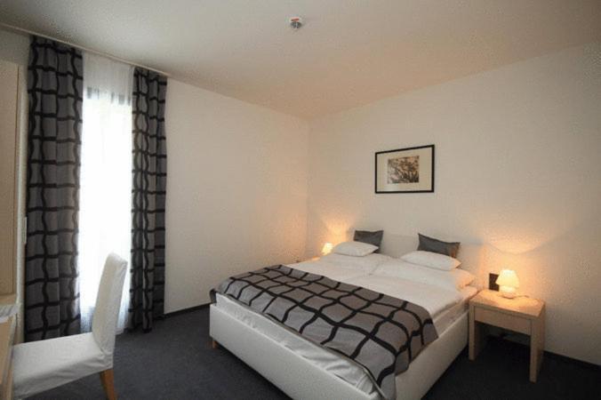 Hotel Arkadia Pécs Eksteriør bilde